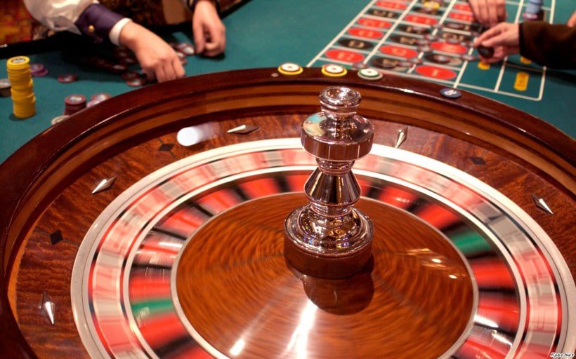 Filipino player joining a live baccarat table on fbm via mobile browser
